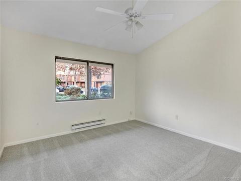 11809 S Briar Patch Dr, Midlothian, VA 23113 photo 3