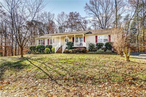 3733 Breaknock Rd, Bumpass, VA 23024 photo 2