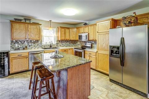 3733 Breaknock Rd, Bumpass, VA 23024 photo 12