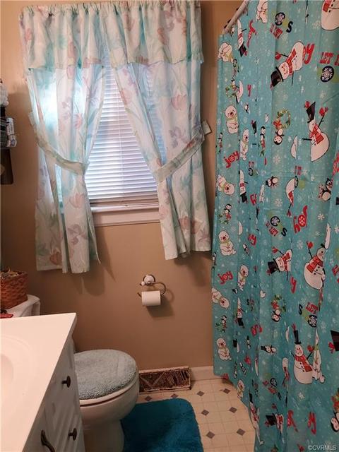 25 Ridge Rd, Blackstone, VA 23824 photo 8