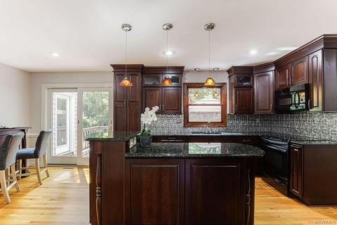 14305 Spring Gate Rd, Midlothian, VA 23112 photo 3