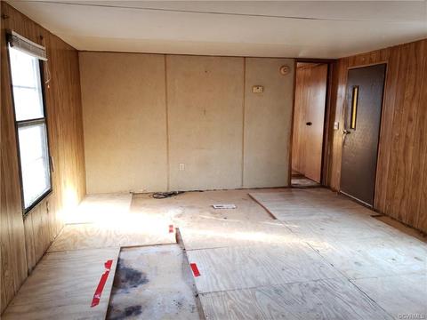 567 Farmers Hall Rd, Champlain, VA 22438 photo 2