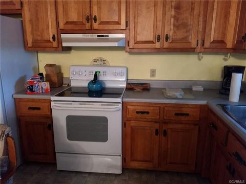 204 Rustic Dr, Carson, VA 23830 photo 11