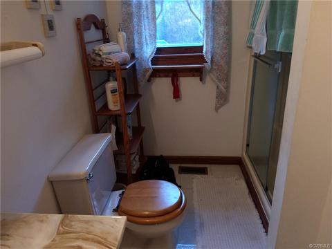 204 Rustic Dr, Carson, VA 23830 photo 10