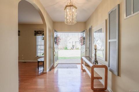 8001 Longfellow Pl, Midlothian, VA 23112 photo 4