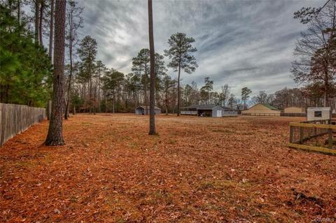 7610 Cypress Dr, Lanexa, VA 23089 photo 9