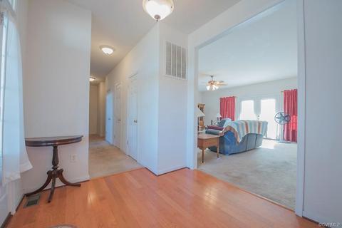 25557 Warf Ln, Carson, VA 23830 photo 16