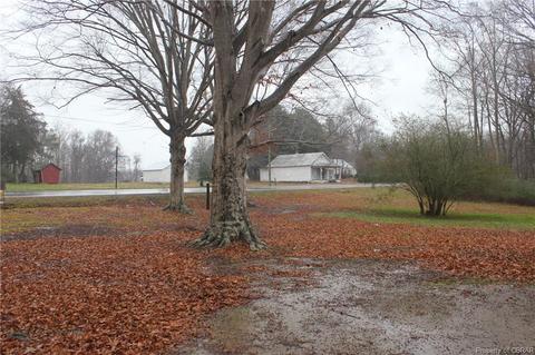 9236 Dutton Rd, Dutton, VA 23050 photo 5