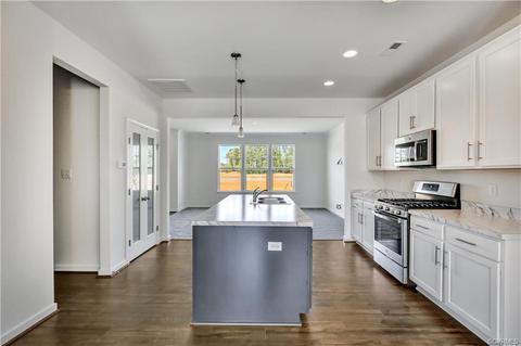 6123 Buntline Ln, Ampthill, VA 23234 photo 9