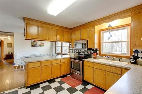 930 Dispatch Rd, Quinton, VA 23141 photo 13