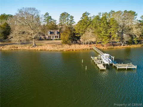 8771 Waverley Ln, Gloucester, VA 23061 photo 7