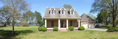 8771 Waverley Ln, Gloucester, VA 23061 photo 2