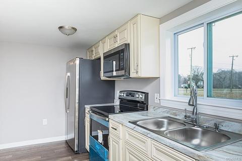 9397 E Patrick Henry Rd, Ashland, VA 23005 photo 8
