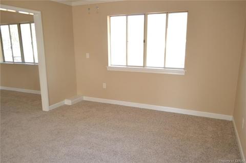 7546 Hoefork Ln, Gloucester Point, VA 23062 photo 5