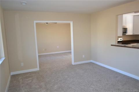 7546 Hoefork Ln, Gloucester Point, VA 23062 photo 8