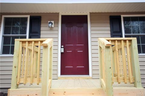 121 Robin Ln, Hanover, VA 23069 photo 4