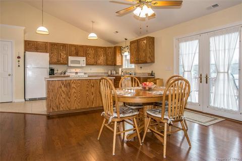 6622 Magnolia Dr, Gloucester, VA 23061 photo 12