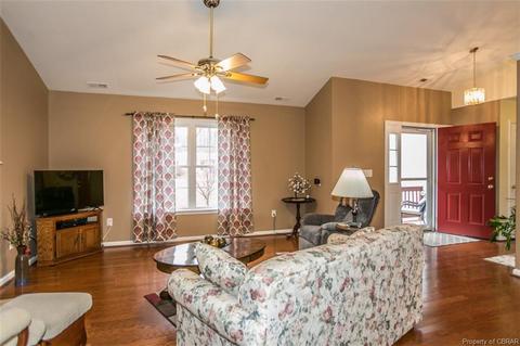 6622 Magnolia Dr, Gloucester, VA 23061 photo 9