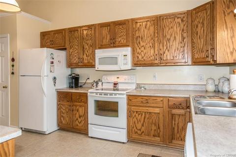 6622 Magnolia Dr, Gloucester, VA 23061 photo 18
