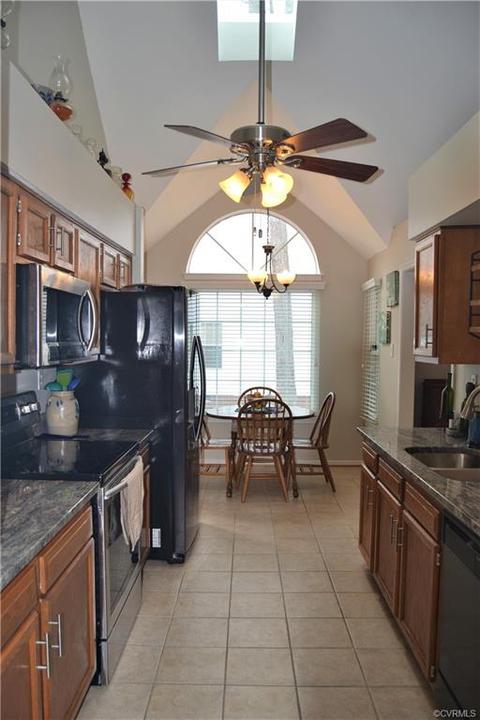 145 Sunny Dr, Ashland, VA 23005 photo 9