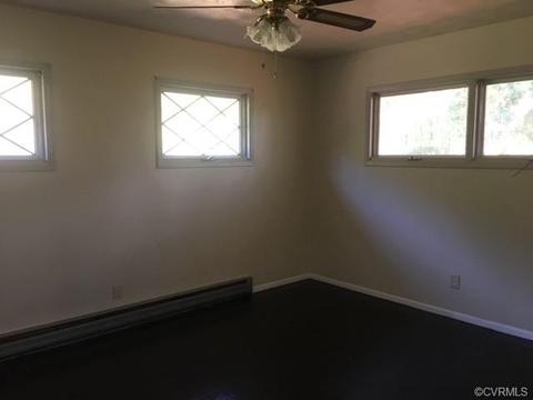 7054 E View Rd, Hayes, VA 23072 photo 15