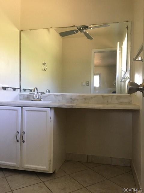 7054 E View Rd, Hayes, VA 23072 photo 18