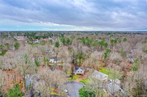 7106 Spring Trace Ct, Midlothian, VA 23112 photo 4