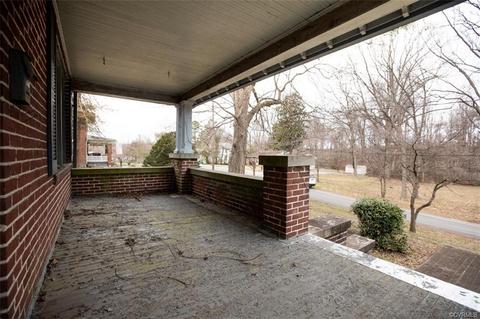 201 Guy Ave, Crewe, VA 23930 photo 4