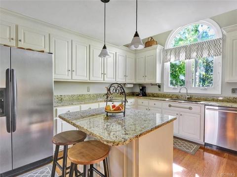 2011 Normandstone Dr, Midlothian, VA 23113 photo 9