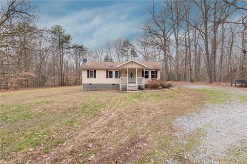 2709 Wickham Rd, Bumpass, VA 23024 photo 4