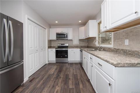 4525 Twelveoaks Rd, Midlothian, VA 23112 photo 3