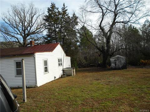 22305 Cox Rd, Sutherland, VA 23885 photo 2