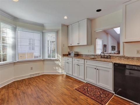 13908 Pagehurst Ter, Midlothian, VA 23113 photo 5