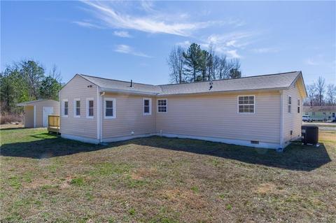 17129 Stephen Cir, Hanover, VA 23069 photo 7