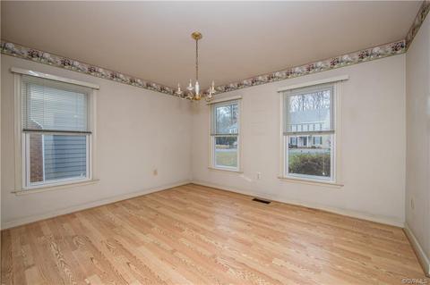 5618 Chatmoss Rd, Midlothian, VA 23112 photo 3