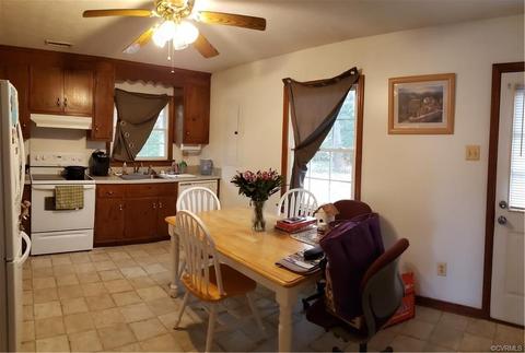 3963 Cedar Plains Rd, Sandy Hook, VA 23153 photo 4