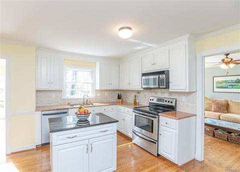12701 Foxstone Rd, Midlothian, VA 23113 photo 3