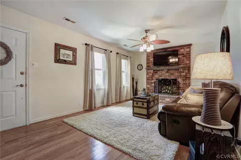 7407 Affirmed Dr, Midlothian, VA 23112 photo 5