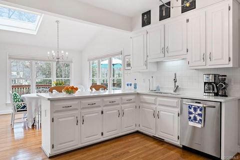 12830 Olde King Ln, Midlothian, VA 23113 photo 9