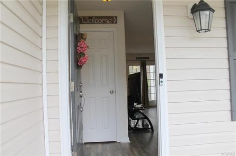3919 Evelake Rd, North Chesterfield, VA 23237 photo 2