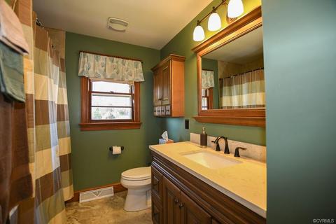 962 Beulah Rd, Saluda, VA 23149 photo 21