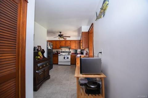 962 Beulah Rd, Saluda, VA 23149 photo 12