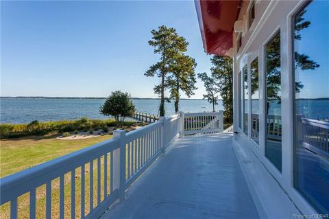 5759 Ware Point Rd, Gloucester, VA 23061 photo 8