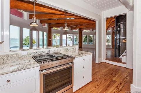 5759 Ware Point Rd, Gloucester, VA 23061 photo 17