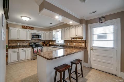 8263 Stumpy Rd, Hanover, VA 23069 photo 5