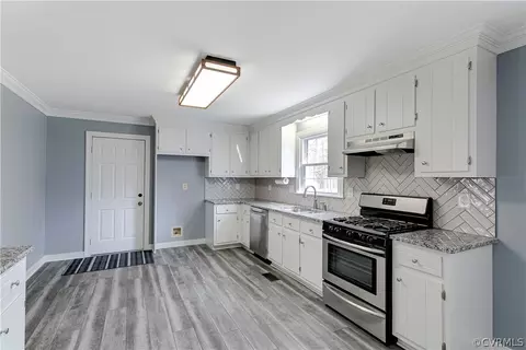 723 Shadowhill Ct, Midlothian, VA 23114 photo 5