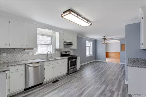723 Shadowhill Ct, Midlothian, VA 23114 photo 6