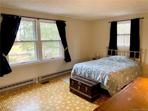 133 Pine Cv, Topping, VA 23169 photo 8