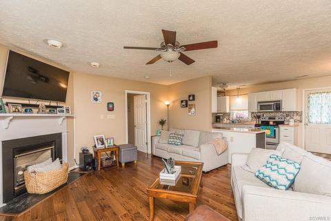 7427 River Rd, Hanover, VA 23069 photo 5