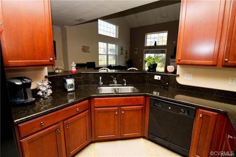 801 Rustads Cir, Williamsburg, VA 23188 photo 6